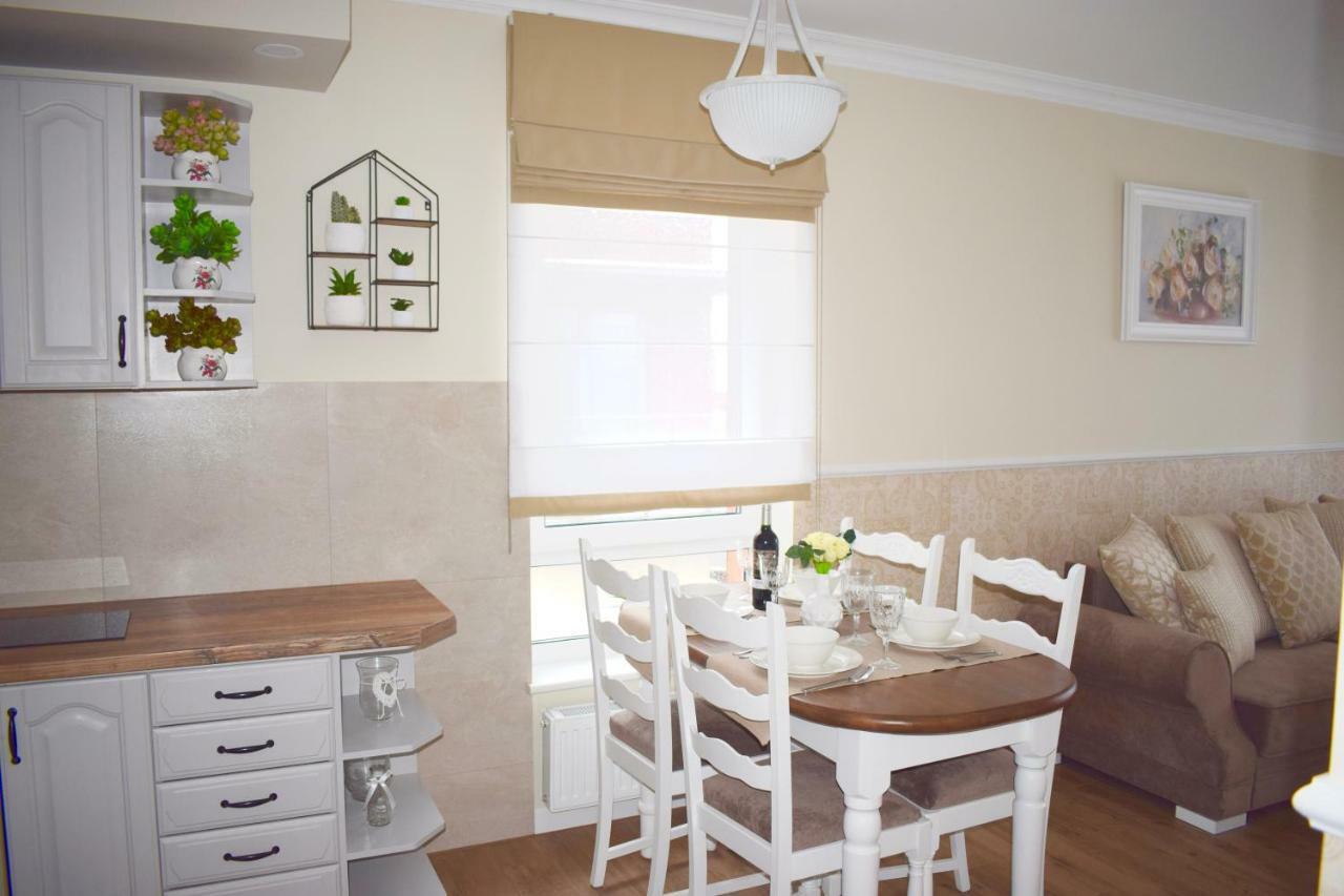 Kolobrzeg Apartament 2 Pokojowy Bursztynowe Apartment ภายนอก รูปภาพ