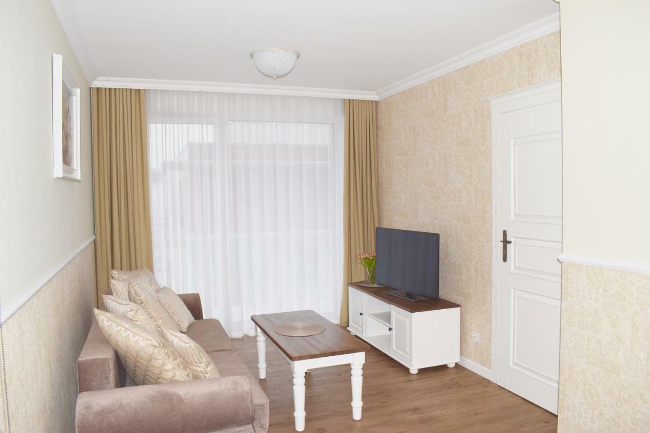 Kolobrzeg Apartament 2 Pokojowy Bursztynowe Apartment ภายนอก รูปภาพ
