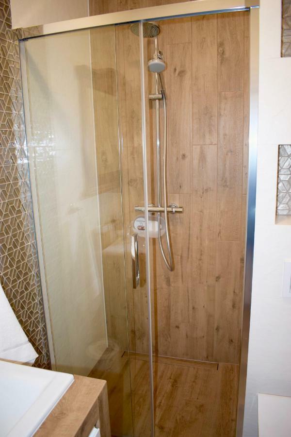 Kolobrzeg Apartament 2 Pokojowy Bursztynowe Apartment ภายนอก รูปภาพ